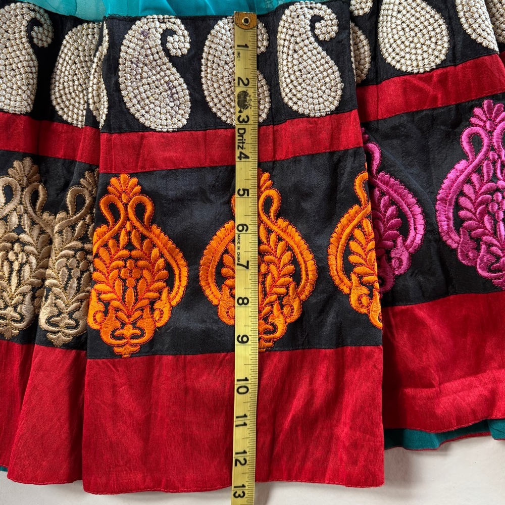 Turquoise Anarkali Pullover Dress with Red & Multicolor Embroidered Hem (Sm~Med) - Picture 11 of 17